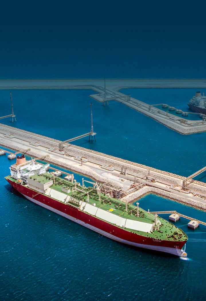 液化天然ガスタンカー' Al Gattara 'への液化天然ガス（QGas）の充填