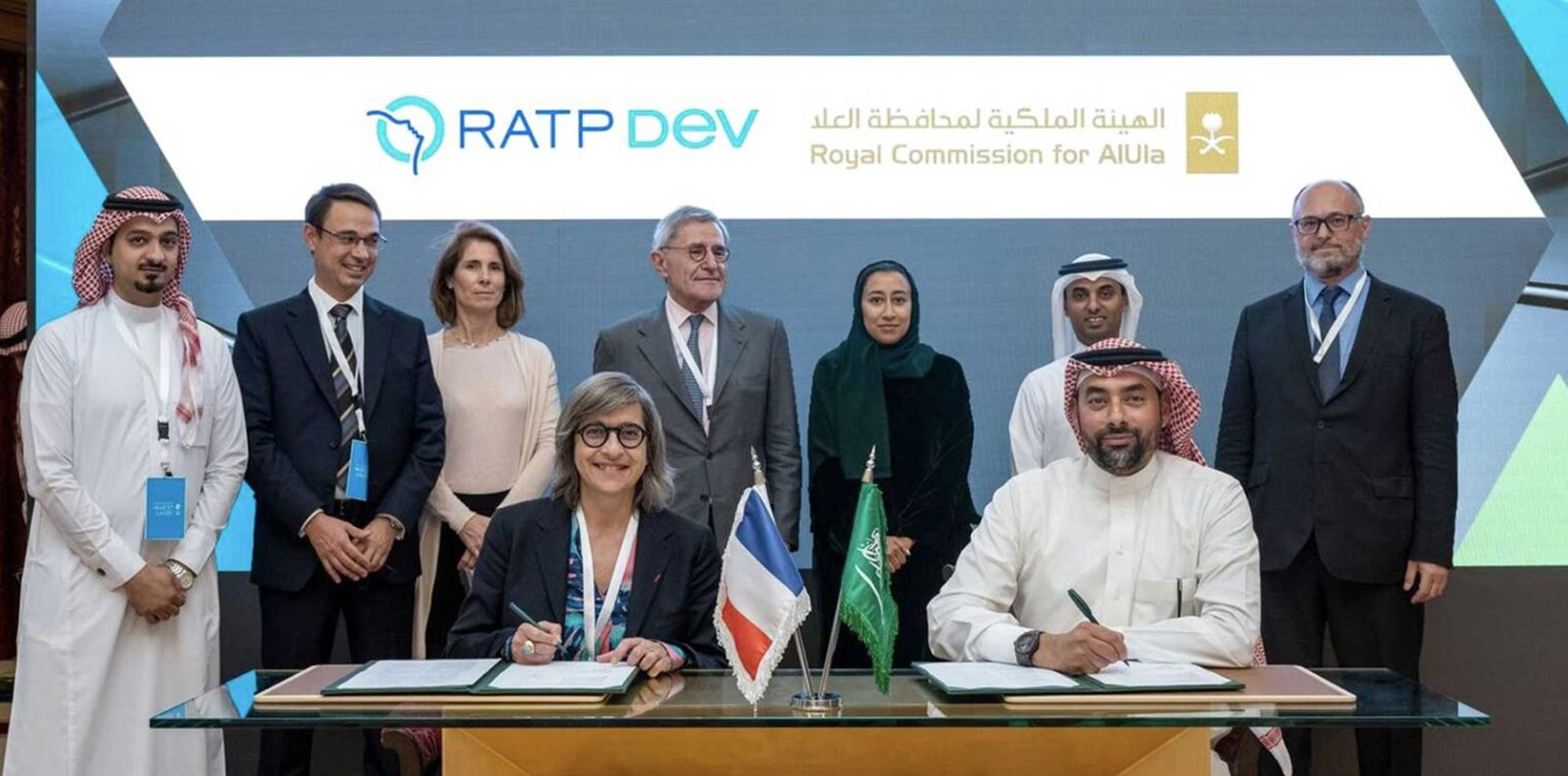 Signing of the agreement between RATP Dev and the RCU